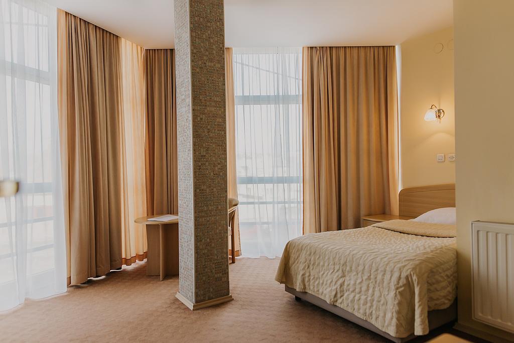 Hotel Silver Osijek Kamer foto