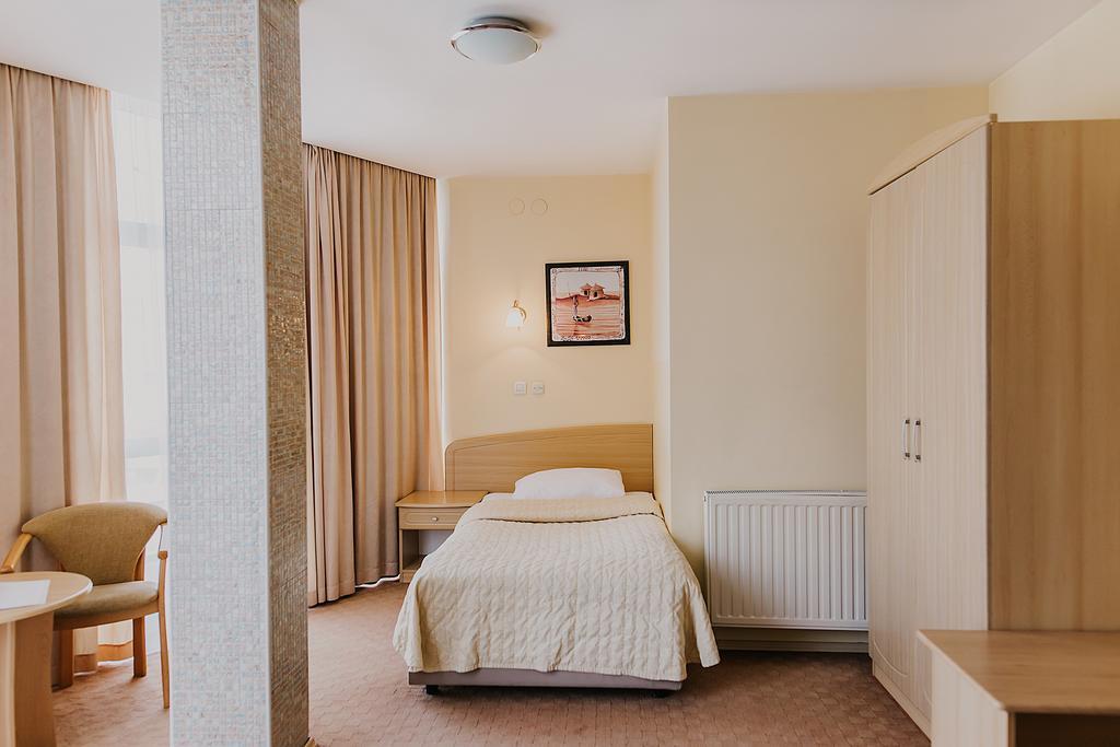 Hotel Silver Osijek Kamer foto